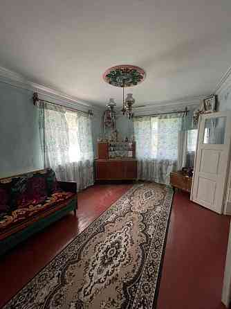 Продаж Будинок 3-кімнатний на вул. В.Чорновола Рівне