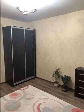 Оренда Квартира 2-кімнатна, 8/16 поверх на ул. Вишняковская Kiev