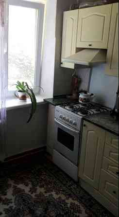 Продаж Квартира 2-кімнатна, 1/5 поверх на вул. Василя Червонія Рівне