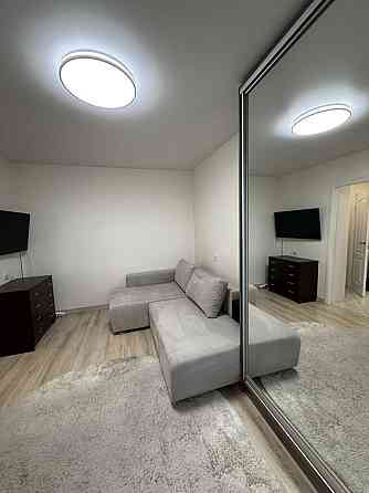 Оренда Квартира 1-кімнатна, 9/9 поверх на вул. Космонавта Поповича, 14 Киев