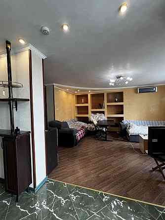 Продаж Квартира 2-кімнатна, 4/36 поверх на Срибнокильская вул., д. 1 Киев