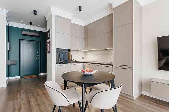 Продаж Квартира 2-кімнатна, 17/24 поверх на Генуэзская, 1/3/1 Одеса