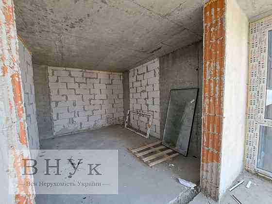 Продаж Квартира 2-кімнатна, 6/10 поверх на вул. Живова Ternopil'