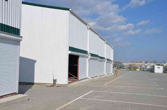 Продаж комерційне приміщення на ул. Массив 16, 276/1 приміщень - 4, поверх - 1 Авангард