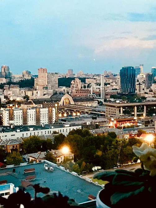 Продаж Квартира 1-кімнатна, 15/16 поверх на Повітряних сил вул., д. 11/15 Київ - фото 10