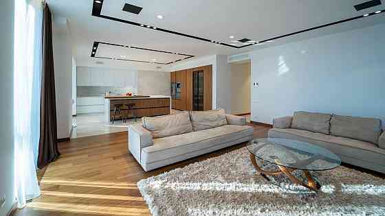 Продаж Квартира 2-кімнатна, 14/17 поверх на Большая Арнаутская ул. Одеса