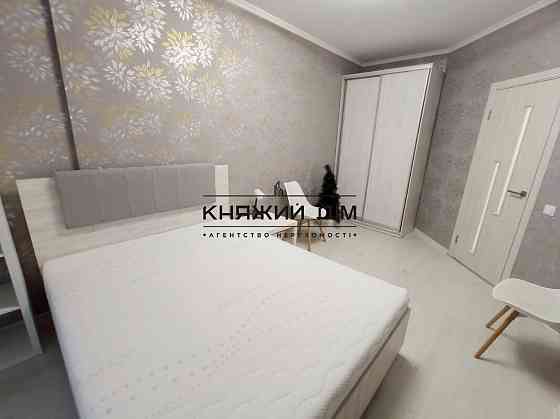 Оренда Квартира 1-кімнатна, 14/27 поверх на Светлая ул. Киев