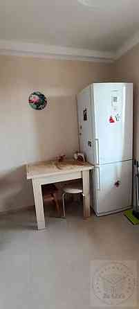 2 кімнатна, вул. Зодчіх 40, Святошинський р-н Kiev