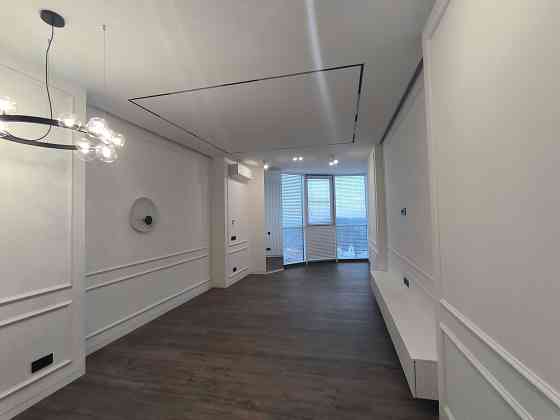 Продаж Квартира 3-кімнатна, 21/25 поверх на Глибочицька вул., д. 73-79 Киев