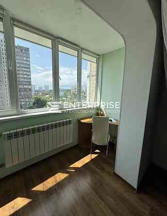 Продаж Квартира 1-кімнатна, 7/18 поверх на вул. Єфремова Академіка Київ