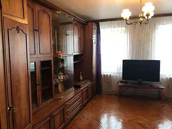 Оренда Квартира 3-кімнатна, 7/8 поверх на ул. Большая Житомирская, 6 Київ