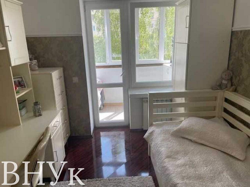 Продаж Квартира 3-кімнатна, 5/5 поверх на Соборності Luts'k - photo 4