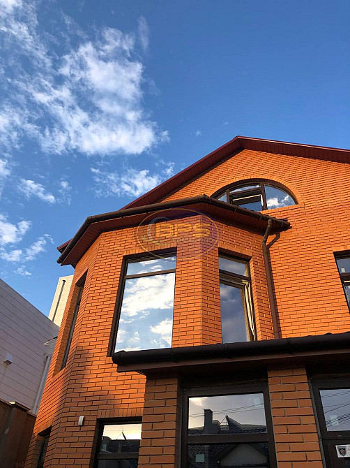 Продаж 3-поверховий Будинок з ділянкою 2.5 сот 240 кв.м 7+ кімн. на Салютна вул. Одеса - фото 1