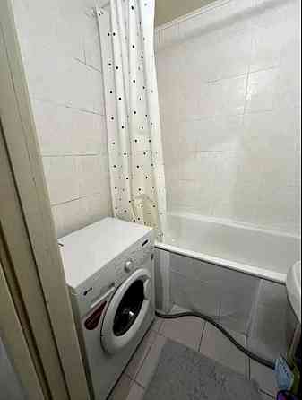 Оренда Квартира 1-кімнатна, 14/17 поверх на Богатирська, 6/1 Київ