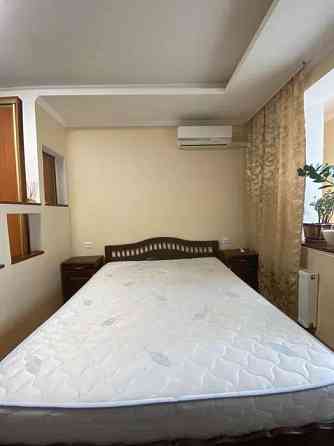 Оренда Квартира 1-кімнатна, 9/10 поверх на ул. Ивана Выговского Kiev