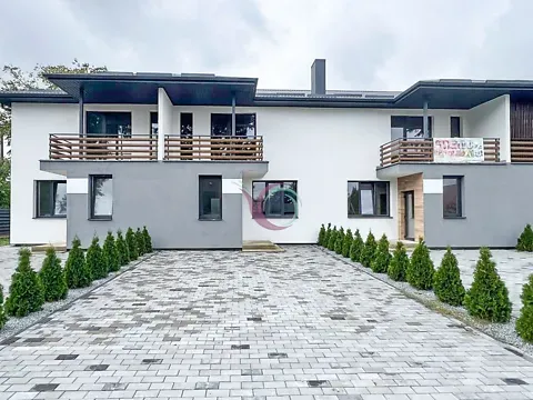 Продажа 2-этажный   93 кв.м 3 комн. на Лісова вулиця  - изображение 1