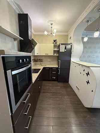 Продаж Квартира 2-кімнатна, 5/25 поверх на Драгоманова, 4а Киев