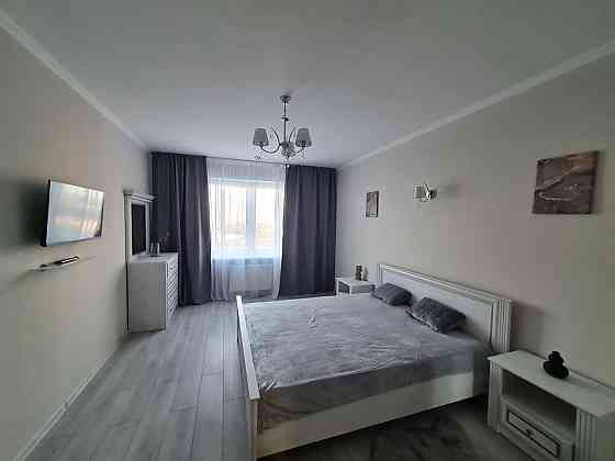 Продаж Квартира 1-кімнатна, 19/25 поверх на Моторний вул., д. 11а Kiev