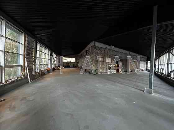 Оренда Будинок 1-кімнатний на Микільсько-Слобідська вул., 2Г Kiev