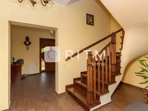 Продаж 2-поверховий   250 кв.м 5 кімн. на Горіхівська вулиця 118Б Чернівці - фото 9