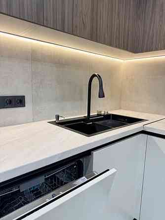 Продаж Квартира 2-кімнатна, 8/19 поверх на Жемчужная ул., 9 Одеса