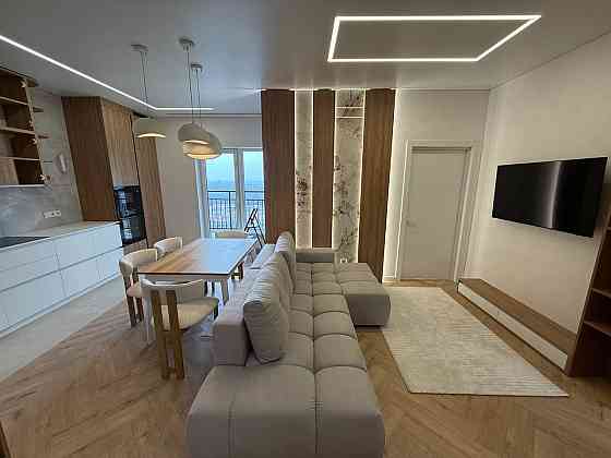 Продаж Квартира 2-кімнатна на ул. Краснова, 1а Одесса