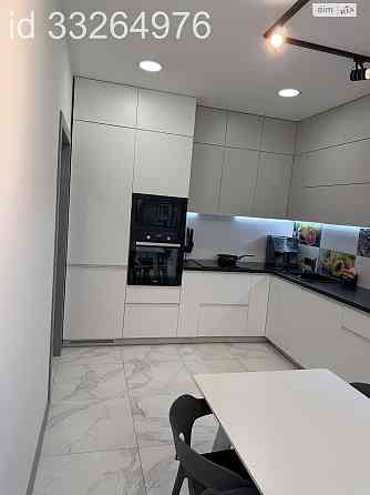 Продаж Квартира 3-кімнатна, 9/9 поверх на Юнацька вул., д. 6 Київ