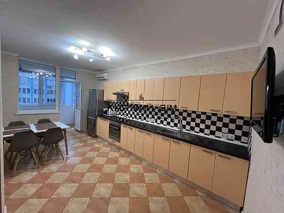 Оренда Квартира 2-кімнатна, 11/26 поверх на Днепровская Набережная Київ