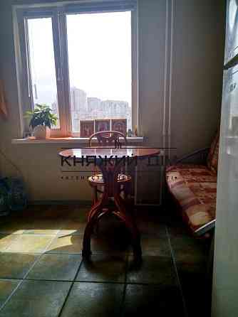 Оренда Квартира 2-кімнатна, 6/16 поверх на Анны Ахматовой ул. Kiev