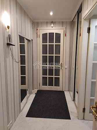 Оренда Квартира 3-кімнатна, 3/5 поверх на вул. Науки Харків