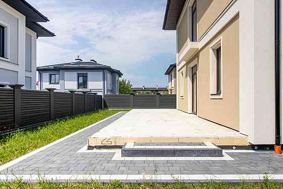 Продаж Будинок 4-кімнатний Konopnytsia