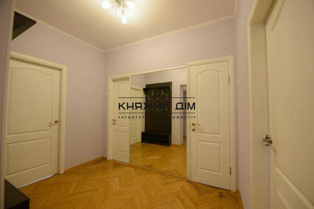 Отличная раздельная 3 к.кв. на Майдане Независимости. Код объекта: № 21123014 Київ - фото 10