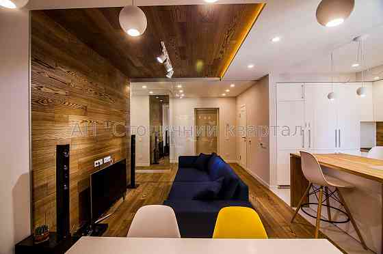 Продаж Будинок 3-кімнатний на Петрицького Анатолія вул., 13 Київ