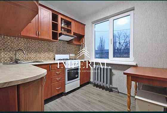 Продаж Квартира 2-кімнатна, 5/5 поверх на вул. Мрії Kiev