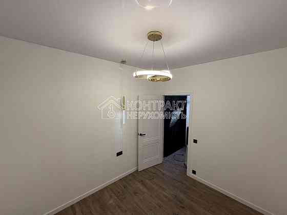 Продаж Квартира 3-кімнатна, 5/5 поверх на вул. Науки Харків