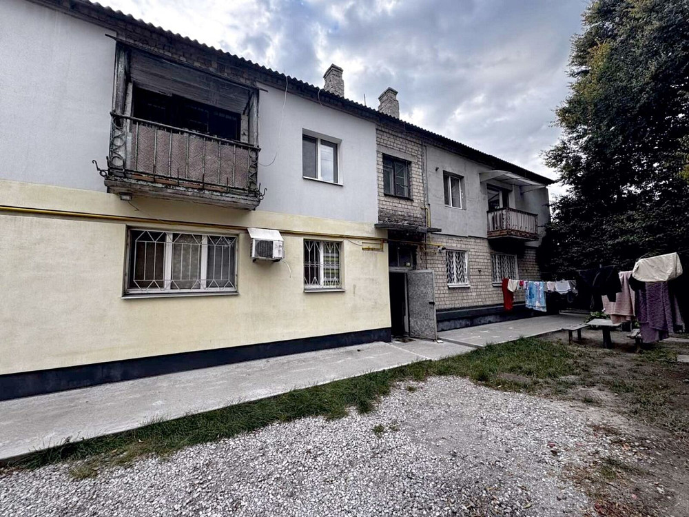 Продаж Квартира 2-кімнатна, 1/2 поверх на Каруны ул., 76 Б Дніпро - фото 2