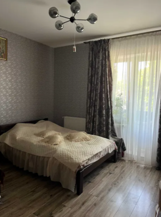 Продам 2-комнатную квартиру в р-не Дюковского парка Одеса