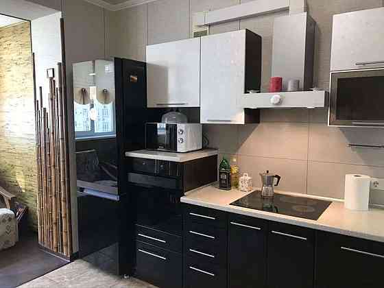 Оренда Квартира 1-кімнатна, 10/24 поверх на ул. Михаила Драгоманова Київ