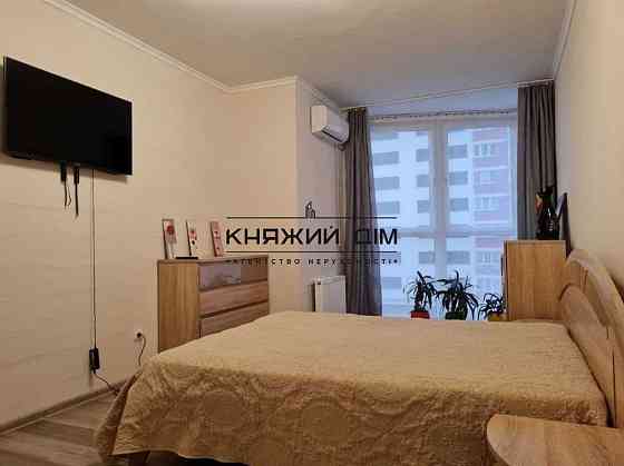 Продаж 1к Квартира 50 кв.м Драгоманова ул. Київ