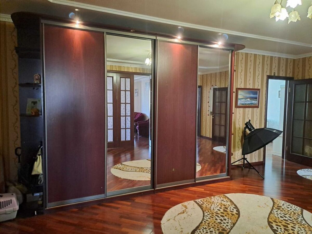 Продаж Квартира 3-кімнатна, 11/28 поверх на Ахматової, 13 Київ - фото 3