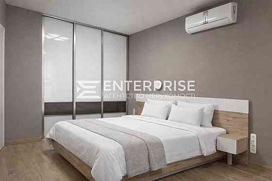 Оренда Квартира 1-кімнатна, 24/26 поверх на вул. Солом'янська Kiev