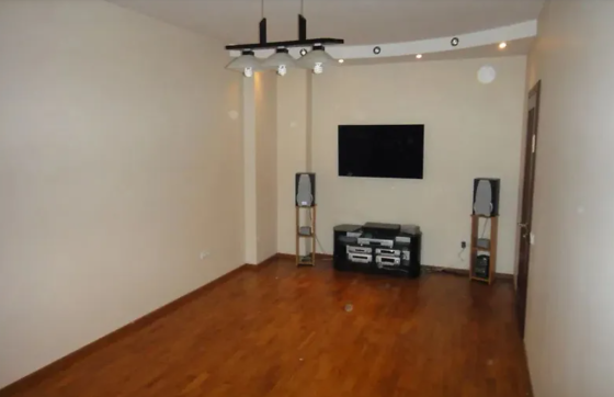 Продаж Квартира 2-кімнатна на массив Радужный, 6 Лиманка