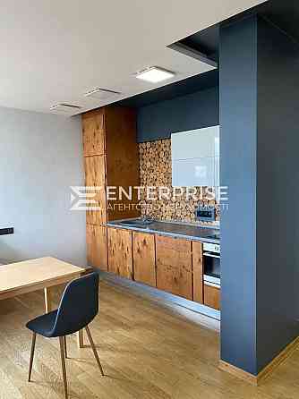 Продаж Квартира 2-кімнатна, 17/17 поверх на вул. Василия Липковского (раньше Урицкого) Kiev