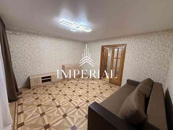 Оренда Квартира 2-кімнатна, 8/9 поверх на вул. Стадіонна Київ