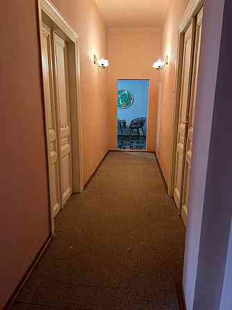 Продаж Квартира 3-кімнатна, 3/3 поверх на вул. Шевченка Тараса L'viv