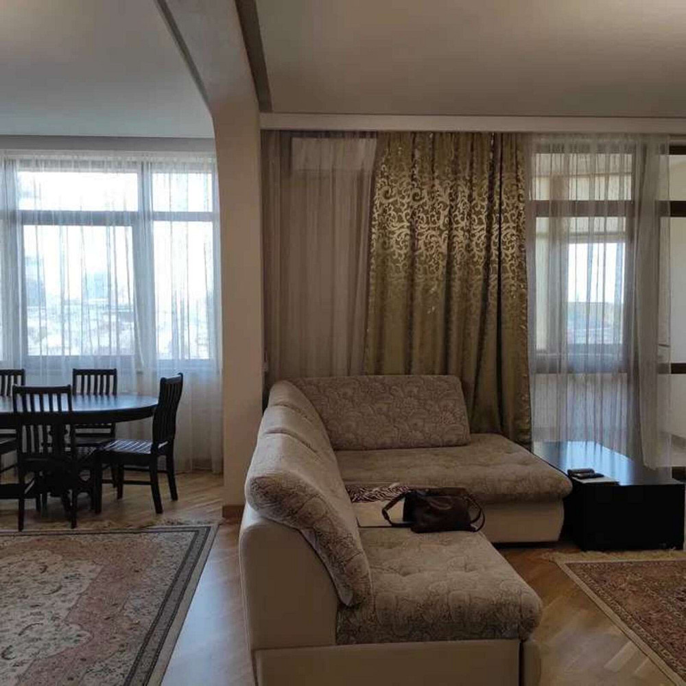 Оренда Квартира 3-кімнатна, 11/19 поверх на ул. Богдана Хмельницкого Киев - изображение 4