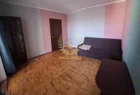 Продаж Квартира 2-кімнатна, 8/16 поверх на Довженко Александра ул., 16А Київ