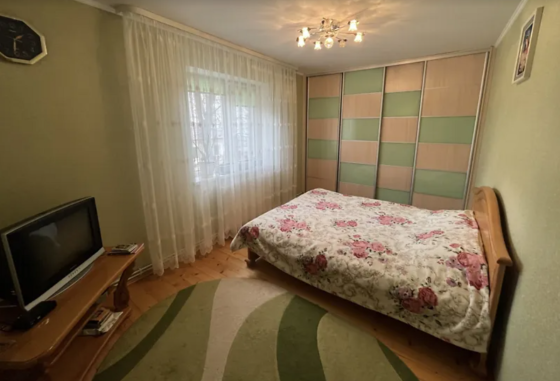 Продаж 2 поверхового будинку 95 кв. м, 4 кімнати, на вул. Малишка Тернопіль