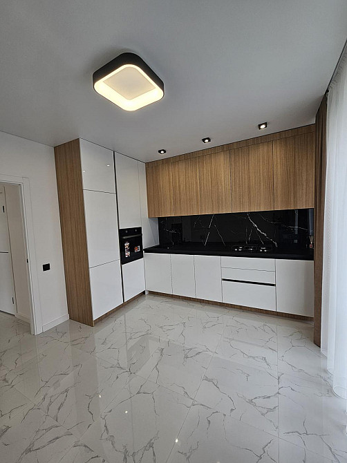 Продаж Квартира 1-кімнатна, 2/4 поверх на вул. Боголюбова 1 Рівне - фото 1