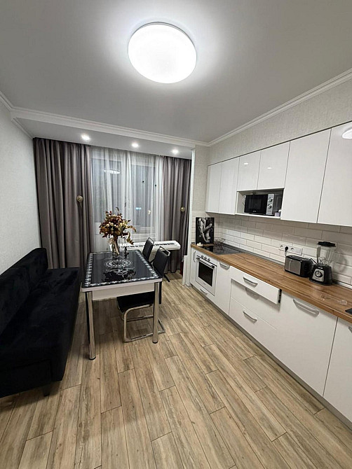 Продаж Квартира 1-кімнатна, 2/19 поверх на Жемчужная ул. Одеса - фото 1